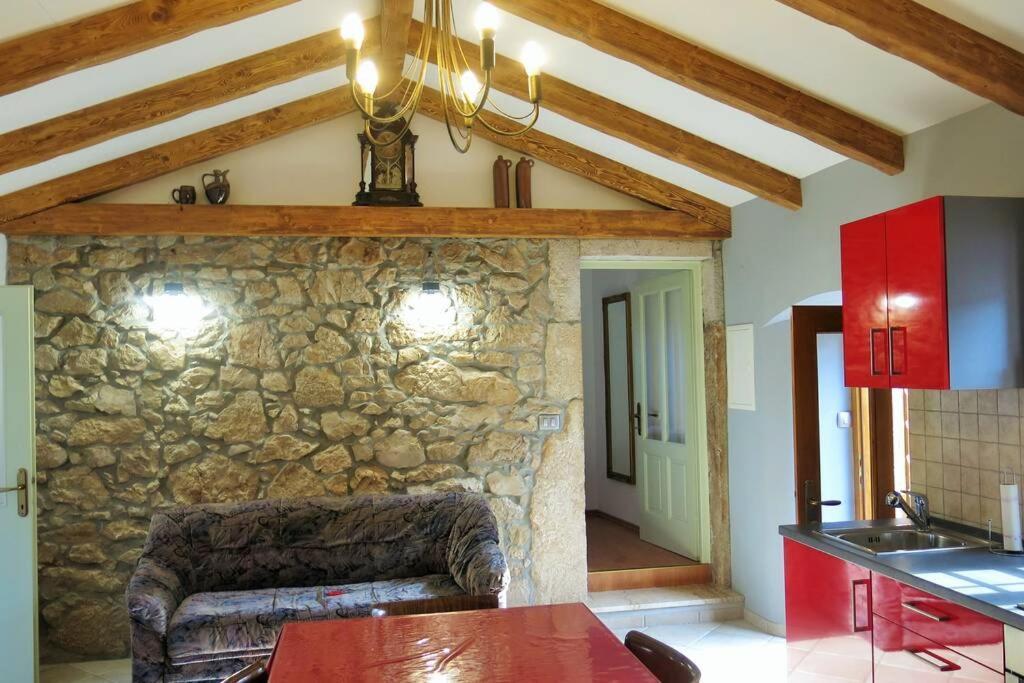 Vacation Home Marinici Мощеничка-Драга Экстерьер фото